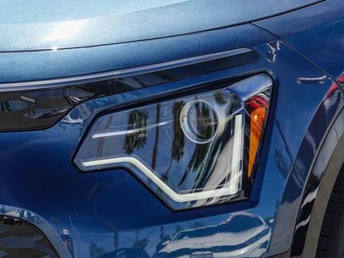 New 2026 Kia Niro Wind image 9