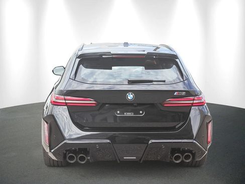 New 2026 BMW M5 Touring AWD/4WD image 5