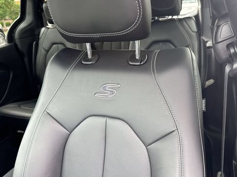 Used 2026 Chrysler Pacifica Select w/ S Appearance Package FWD image 29