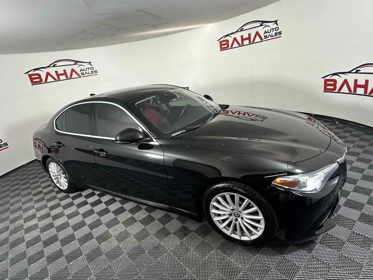 Used 2021 Alfa Romeo Giulia Sprint w/ Active Assist 1 Package RWD image 12