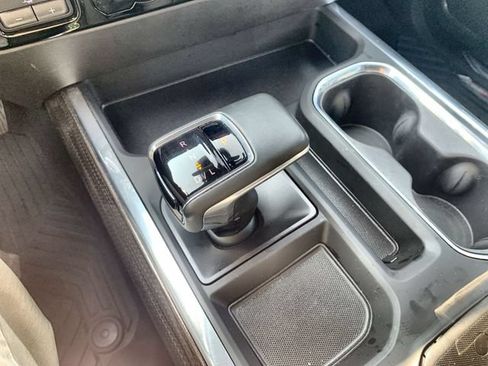 Certified 2024 Chevrolet Silverado 1500 RST AWD/4WD image 15