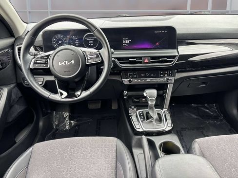 Used 2024 Kia Seltos X-Line AWD/4WD image 14