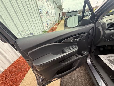 Used 2020 Honda Ridgeline RTL-E image 16