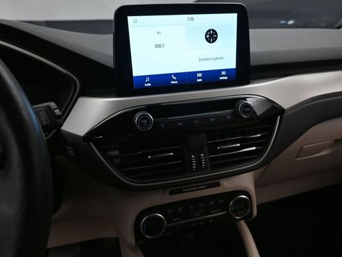 Used 2021 Ford Escape SEL image 20