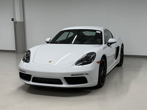 Used 2018 Porsche 718 Cayman S image 1