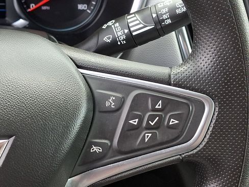 Used 2023 Chevrolet Equinox LS w/ LS Convenience Package image 21