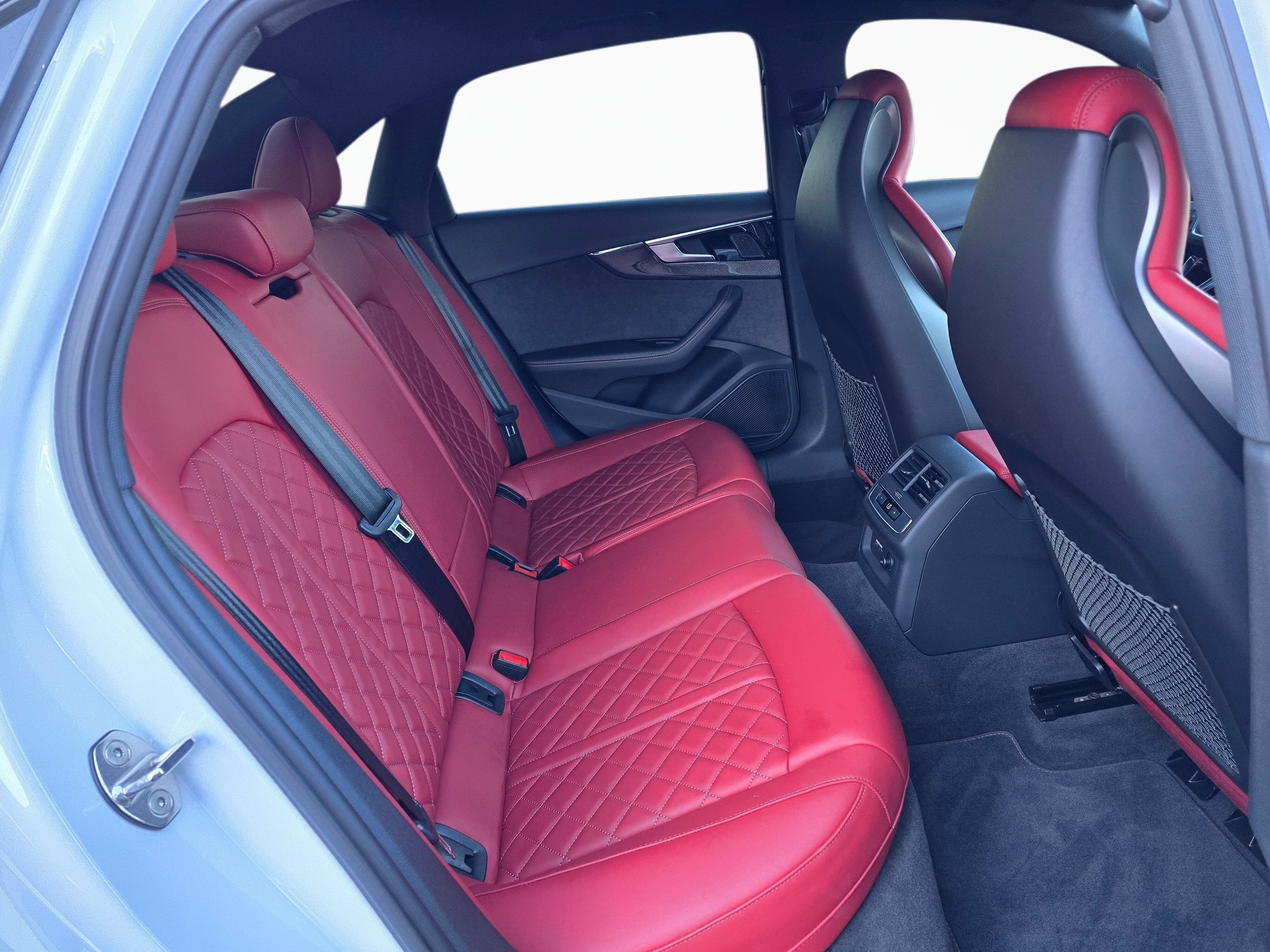 Used 2023 Audi S4 Premium Plus w/ Premium Plus Package AWD/4WD image 26