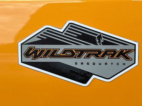 Certified 2022 Ford Bronco Wildtrak AWD/4WD image 40