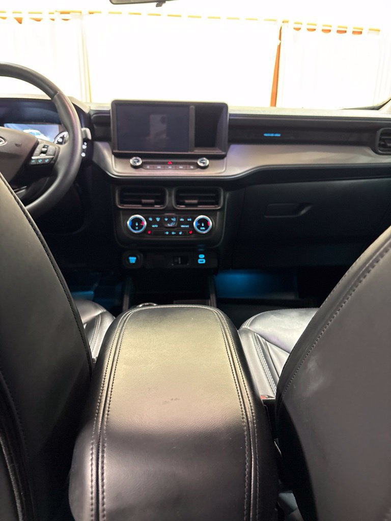 Used 2024 Ford Maverick Lariat w/ Black Appearance Package AWD/4WD image 17