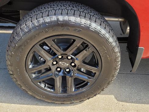 New 2026 Chevrolet Silverado 1500 RST w/ Dark Appearance Package image 5