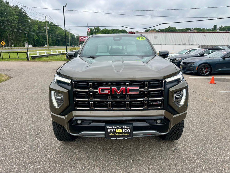 Used 2024 GMC Canyon AT4X AWD/4WD image 2