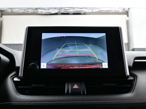 Used 2024 Toyota RAV4 LE image 17