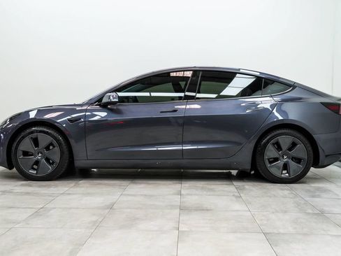 Used 2022 Tesla Model 3 Long Range AWD/4WD image 8