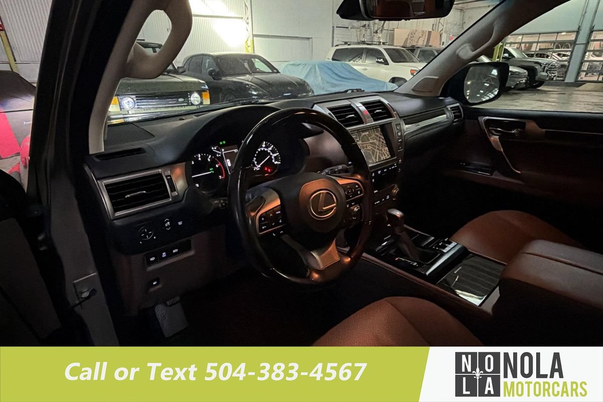 Used 2020 Lexus GX 460 Premium w/ Premium Package AWD/4WD image 19