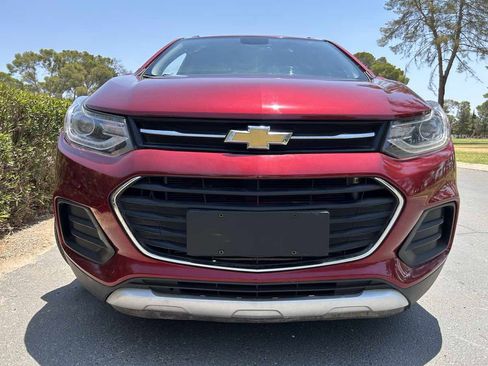 Used 2019 Chevrolet Trax LT w/ Driver Confidence Package image 7