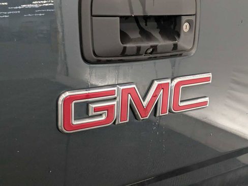 Used 2017 GMC Canyon SLT w/ Trailering Package image 11