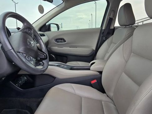 Used 2018 Honda HR-V EX-L image 5