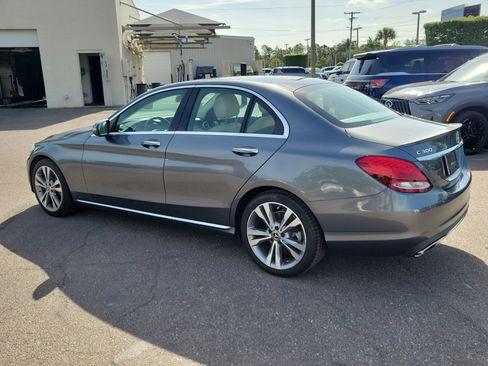 Used 2018 Mercedes-Benz C 300 Sedan image 4