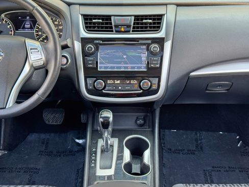 Used 2018 Nissan Altima 2.5 SV w/ 2.5 SV Technology Package FWD image 24