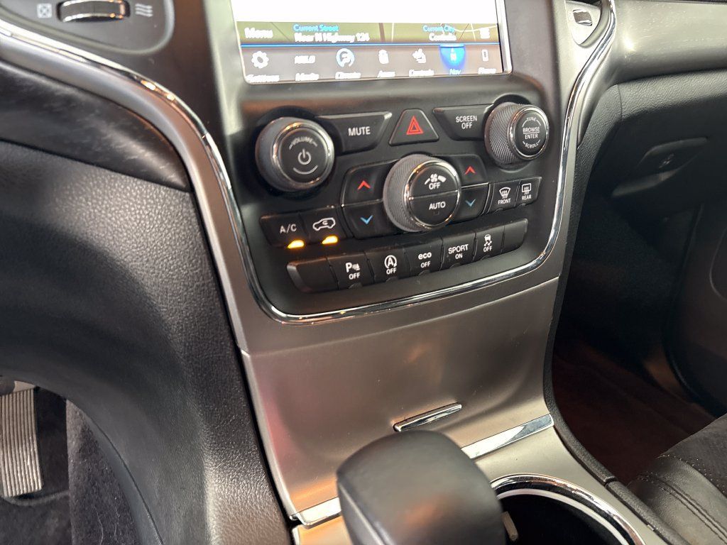 Used 2018 Jeep Grand Cherokee Altitude AWD/4WD image 40