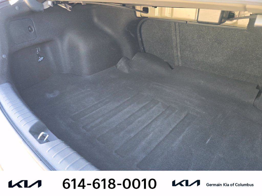 Used 2018 Kia Optima LX w/ 17" Alloy Wheels Package FWD image 20
