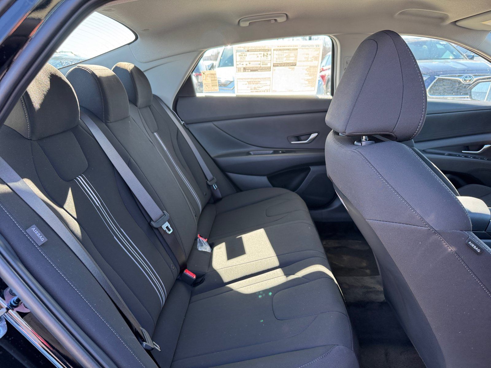 New 2026 Hyundai Elantra Hybrid FWD image 26
