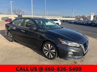 Used 2021 Nissan Altima 2.5 SV video 2