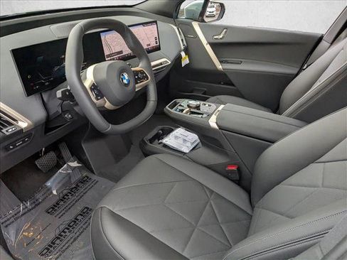 New 2026 BMW iX xDrive45 image 3