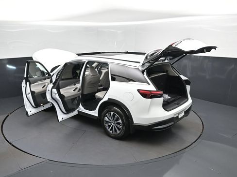 Used 2026 INFINITI QX60 Pure w/ Cargo Package FWD image 48