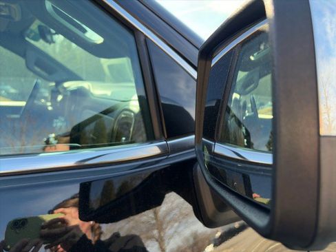 Used 2021 GMC Sierra 1500 Denali w/ Denali Ultimate Package image 11