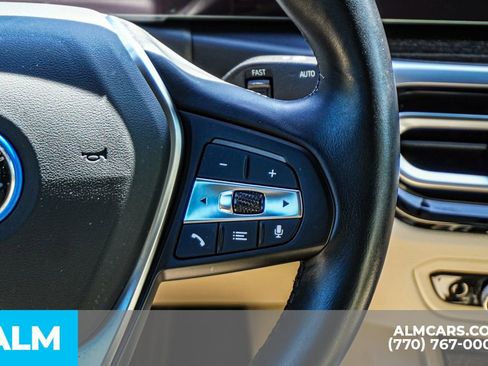 Used 2022 BMW i4 eDrive40 image 36