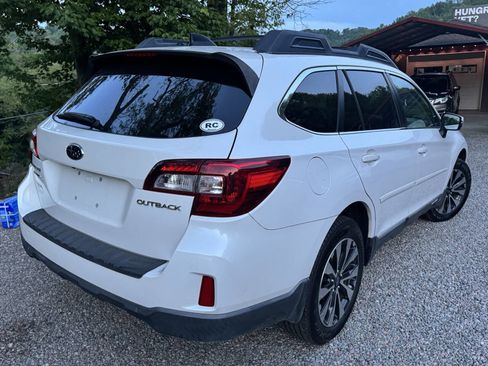 Used 2016 Subaru Outback 2.5i Limited AWD/4WD image 5