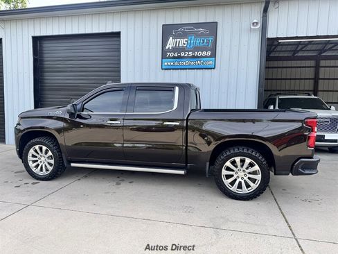 Used 2019 Chevrolet Silverado 1500 High Country w/ Technology Package AWD/4WD image 10