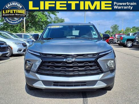 Used 2023 Chevrolet Blazer LT w/ Convenience Package FWD image 2