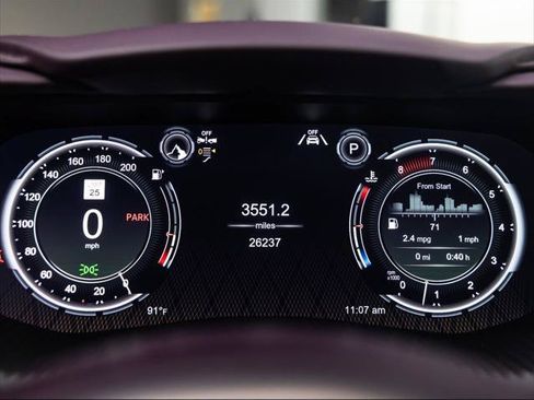 Used 2022 Aston Martin DBX AWD/4WD image 24