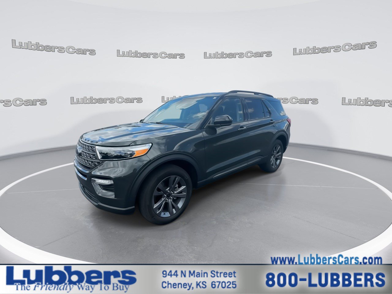 Used 2023 Ford Explorer XLT w/ Equipment Group 202A AWD/4WD image 4