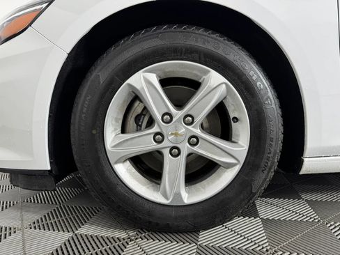 Used 2023 Chevrolet Malibu LS FWD image 40