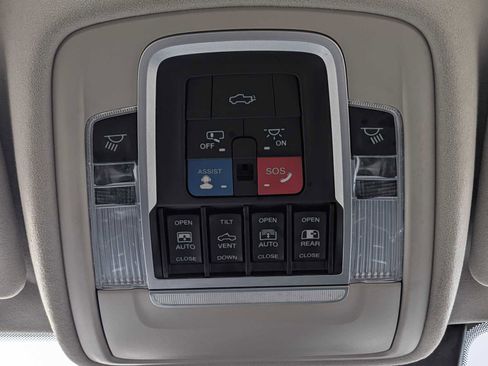 Used 2022 RAM 1500 Limited image 27