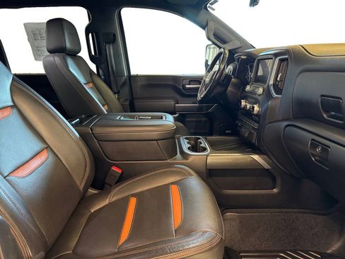 Used 2020 GMC Sierra 3500 AT4 w/ AT4 Premium Package AWD/4WD image 17