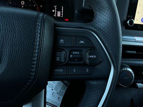 New 2026 Toyota 4Runner SR5 image 32