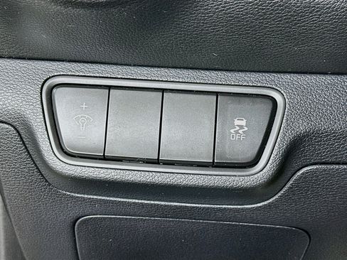 Used 2024 Kia Forte LXS FWD image 17