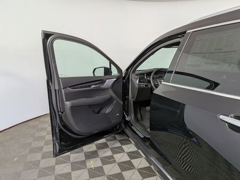 New 2025 Cadillac XT6 Premium Luxury w/ LPO, Floor Liner Package image 16