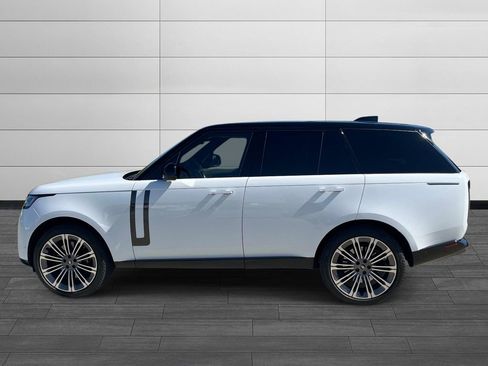 Certified 2024 Land Rover Range Rover SE AWD/4WD image 2