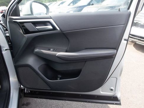 New 2024 Mitsubishi Outlander 4WD Plug-In Hybrid image 24