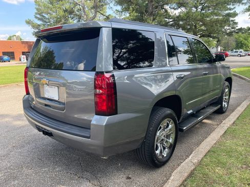 Used 2018 Chevrolet Tahoe LT w/ LT Signature Package RWD image 5