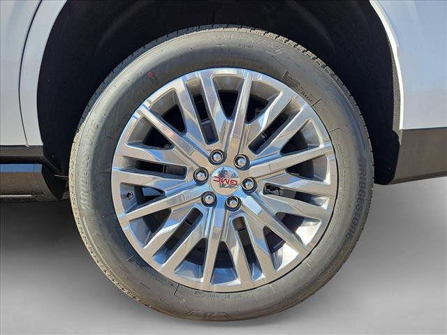 New 2026 GMC Yukon Denali w/ Sun & Power Step Package AWD/4WD image 10