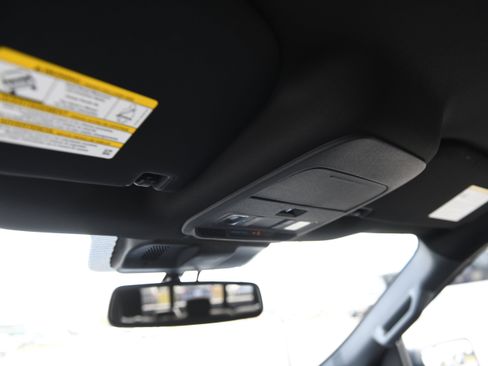 Used 2025 Ford F150 XLT w/ Equipment Group 302A MID image 26