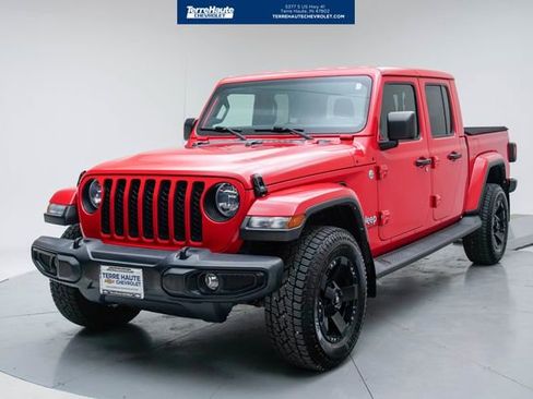 Used 2021 Jeep Gladiator Overland w/ Uconnect 4C Nav & Sound Group image 1