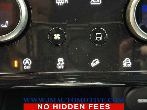 Used 2020 Land Rover Discovery Sport S image 30