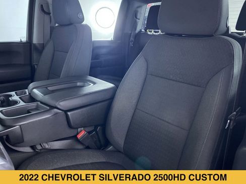Certified 2022 Chevrolet Silverado 2500 Custom w/ Custom Value Package AWD/4WD image 9